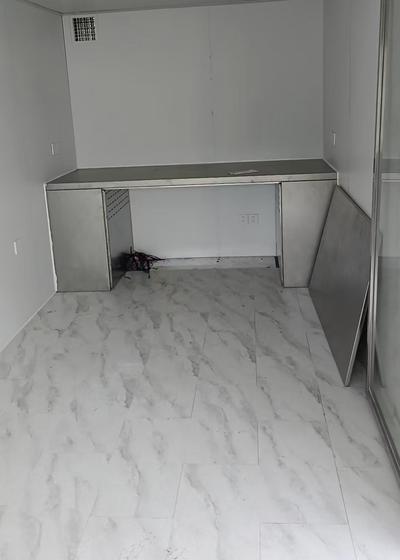 全新不锈钢车身房车 设施齐全