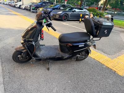 外卖电动车出售 绿牌无需驾照