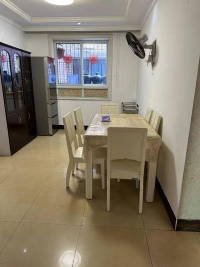 润达附近临街好房 拎包入住
