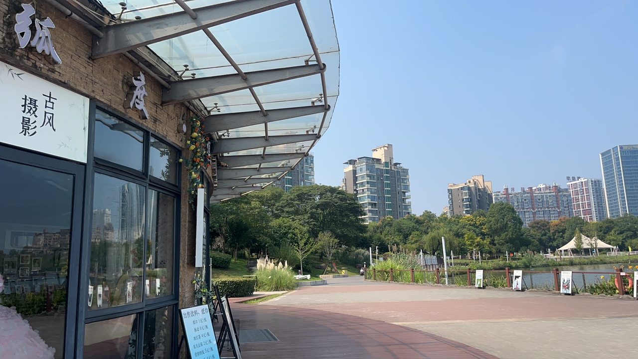 玉湖弧度摄影馆招店长、销售、摄影学徒